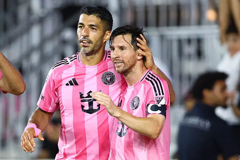 ميسي وسواريز يتصدران قائمة الهدافين التاريخيين لإنتر ميامي قبل مواجهة الأهلي