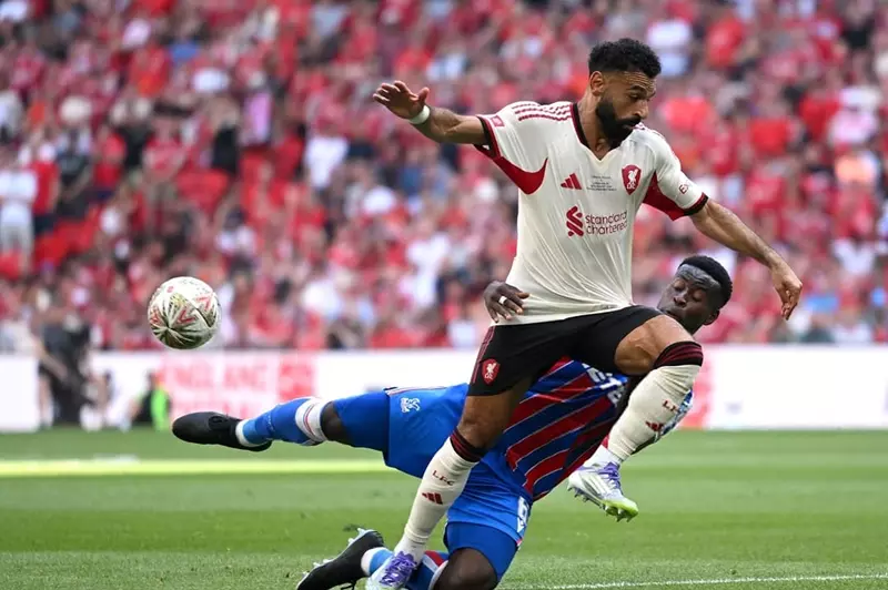 محمد صلاح يتربع على عرش أفضل اللاعبين في الدوري الإنجليزي الممتاز